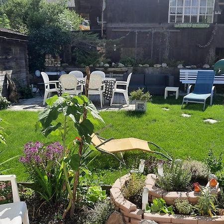 Berner Oberland Apartamento Därligen Exterior foto
