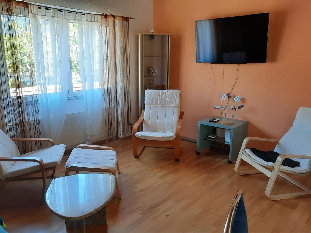 Berner Oberland Apartamento Därligen Exterior foto