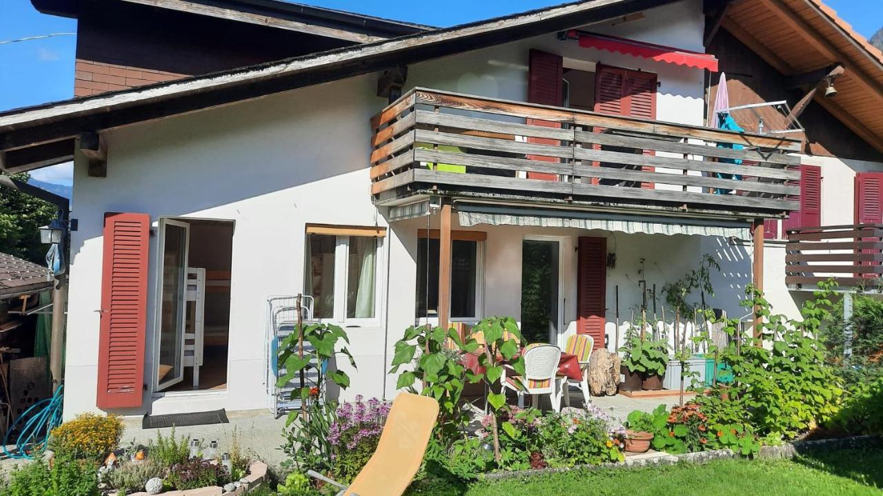 Berner Oberland Apartamento Därligen Exterior foto